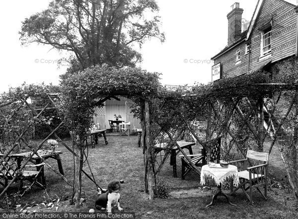 Photo of Thursley, Red Lion Inn Gardens 1927