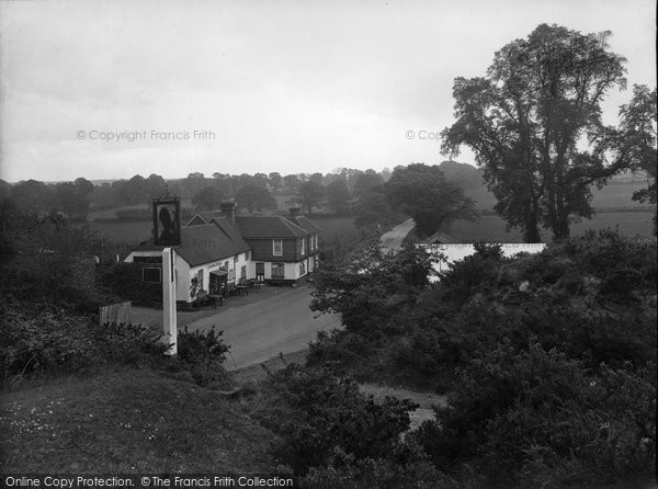 Photo of Thursley, the Red Lion Inn 1925