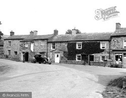 The Village c.1955, Thwaite