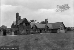 Institute 1925, Ticehurst