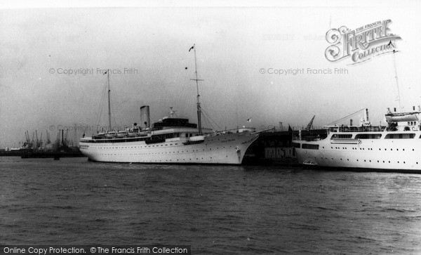 Photo of Tilbury, Riverside c.1960