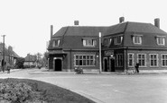 Tilbury, the Anchor from Civic Centre c1960