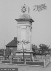 The War Memorial c.1960, Tilbury