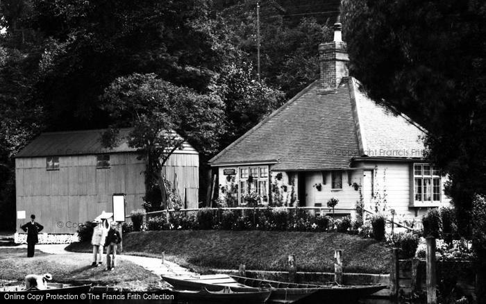 Photo of Tilehurst, Roebuck Ferry House 1899