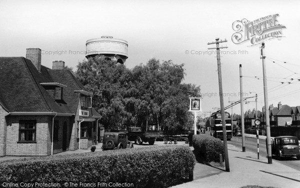 Photo of Tilehurst, The Bear c.1955