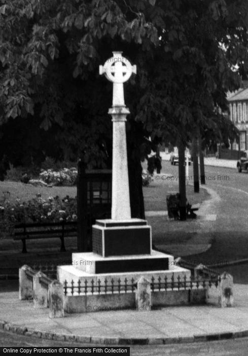 Photo of Tilehurst, The War Memorial c.1955