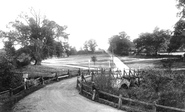 The Bridge And Green 1909, Tilford