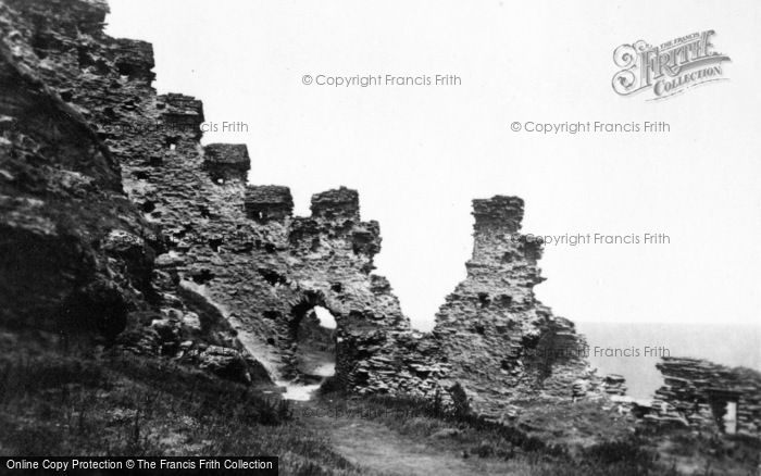 Photo of Tintagel, King Arthur's Castle, Walls And Gateway c.1930