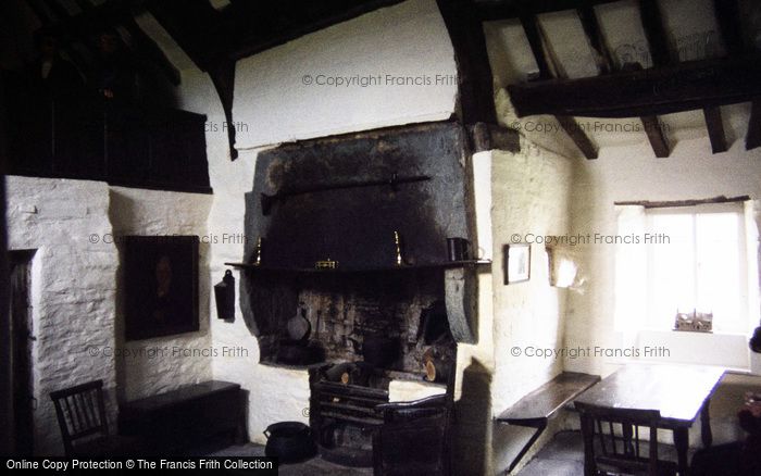 Photo of Tintagel, Old Post Office Interior 1985