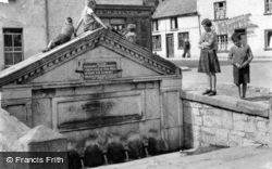 Church Well c.1950, Tipperary