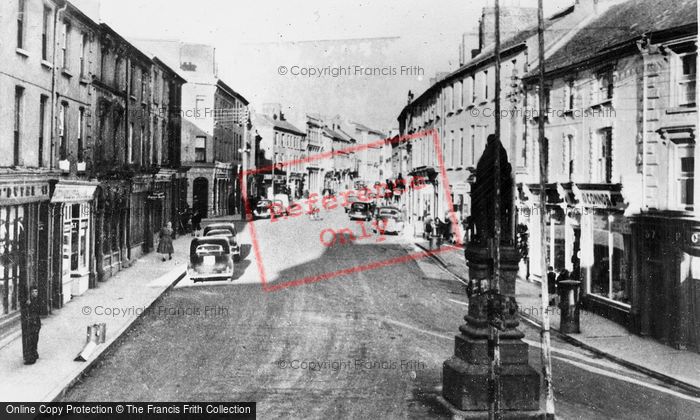 Photo of Tipperary, Maid Of Erin Statue, Main Street c.1950