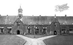 Blundell's Old School 1921, Tiverton