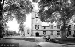 Blundell's School 1930, Tiverton