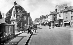 Gold Street 1920, Tiverton