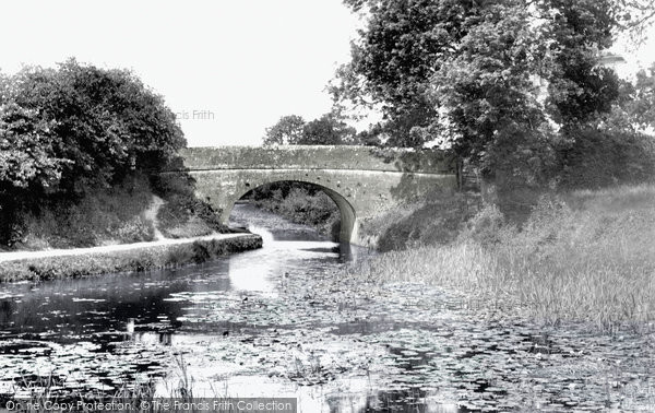 Photo of Tiverton, On The Canal 1903
