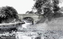 On The Canal 1903, Tiverton