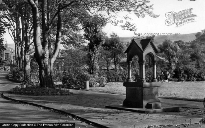 Photo of Todmorden, Centre Vale Park c.1955