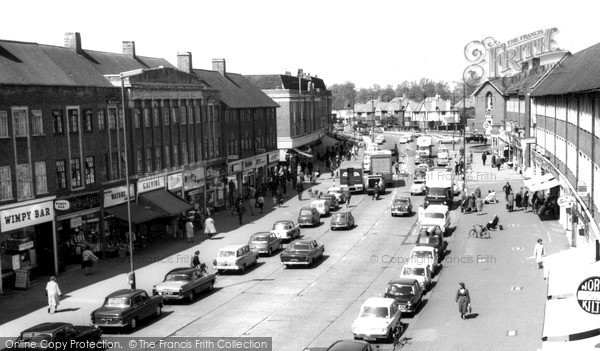 Photo of Tolworth, The Broadway c.1965