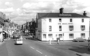 Tonbridge, High Street c1960