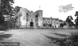 Tonbridge, the Castle 1951