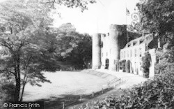 The Castle c.1960, Tonbridge