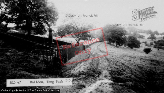 Photo of Tong Park, The Memorial c.1960