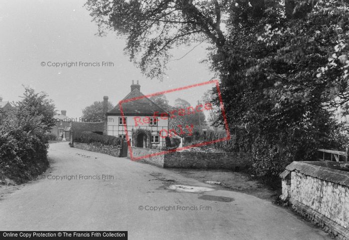 Photo of Tongham, Poyle Road 1930