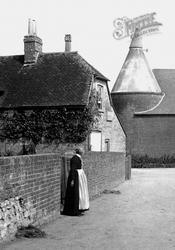 Woman By The White Hart Inn 1906, Tongham
