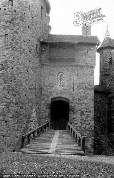 Photo of Tongwynlais, Portcullis, Castell Coch c.1960