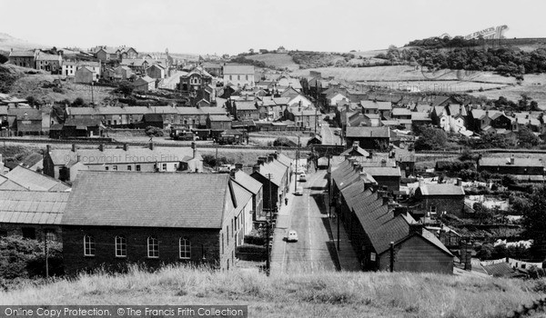 Photo of Tonyrefail, Waun Rhydd Road And High Street 1959