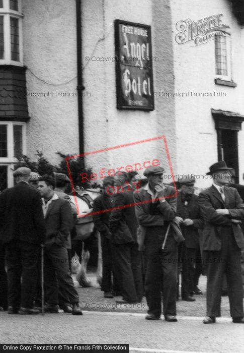 Photo of Topcliffe, Men Outsid Angel Hotel, Annual Gypsy Fair 1962