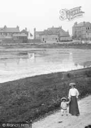 Slapton Ley, Mother And Child 1907, Torcross