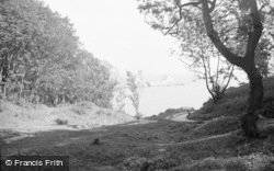 Anstey's Cove 1938, Torquay