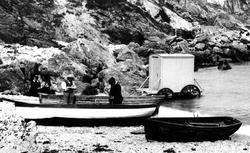 Bathing Hut, Anstey's Cove 1896, Torquay