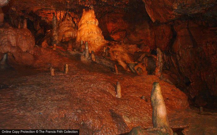 Photo of Torquay, Kents Cavern 2005