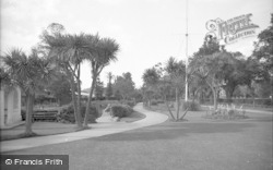 King's Gardens 1938, Torquay