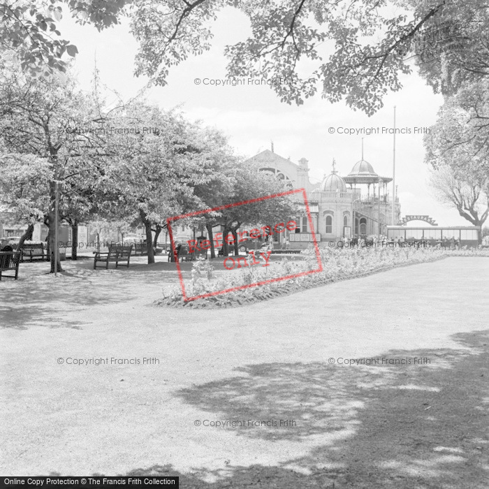 Photo of Torquay, Municipal Gardens 1961