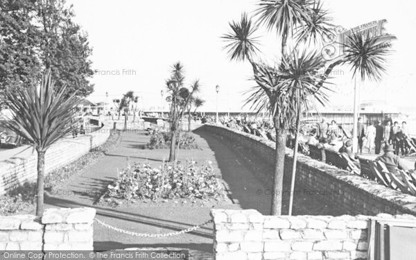 Photo of Torquay, Promenade Gardens 1955