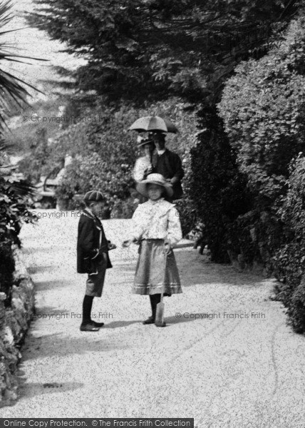 Photo of Torquay, Rock Walk, A Family 1906