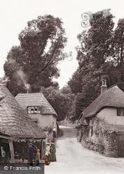 Village 1912, Torquay