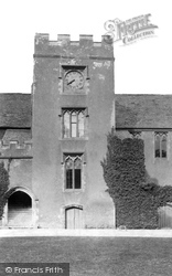 Clock Tower 1907, Torre Abbey