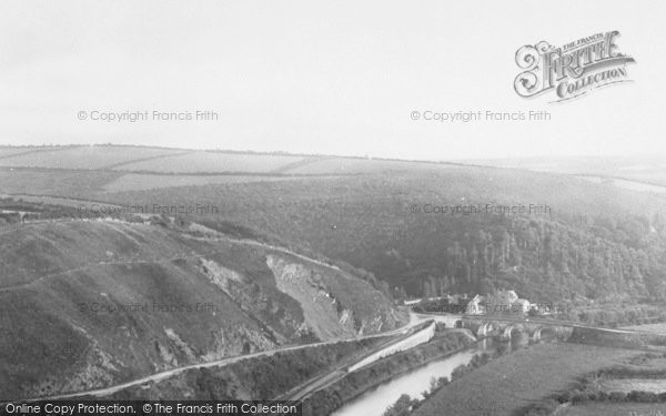 Photo of Torrington, Obelisk And River 1890