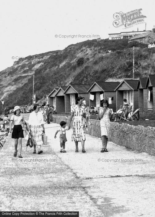 Photo of Totland Bay, Family On The Seafront c.1955