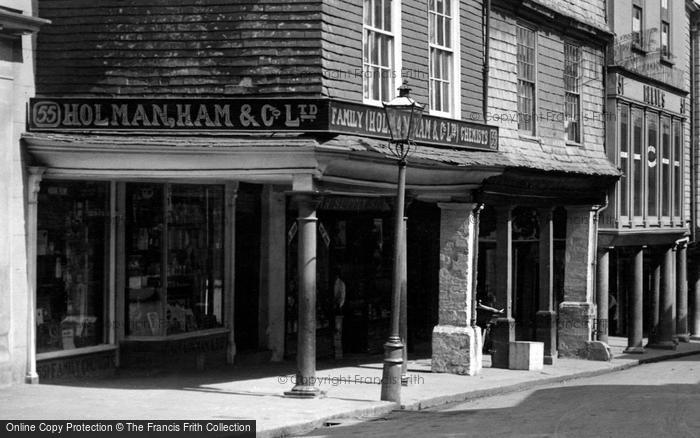 Photo of Totnes, Holman, Ham & Co Ltd, Butterwalk 1922