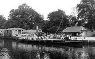 Landing Stage 1928, Totnes