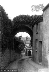 North Gate 1890, Totnes