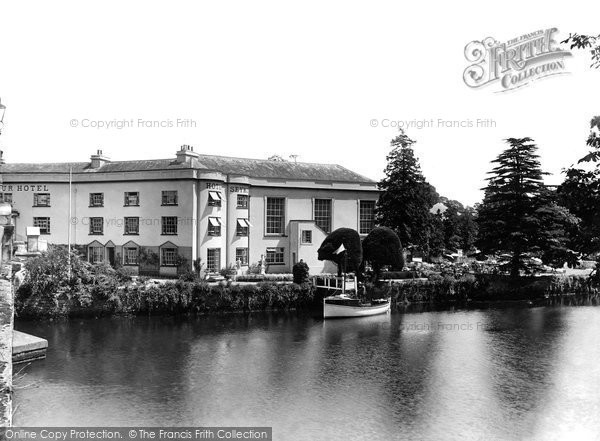 Photo of Totnes, Seymour Hotel 1928