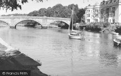The Bridge And Seymour Hotel c.1960, Totnes