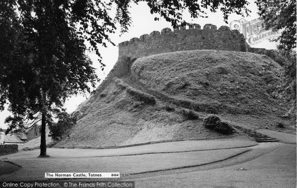 Photo of Totnes, The Norman Castle 1959