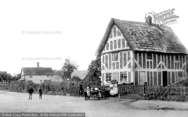 Photo of Totternhoe, The Village 1897